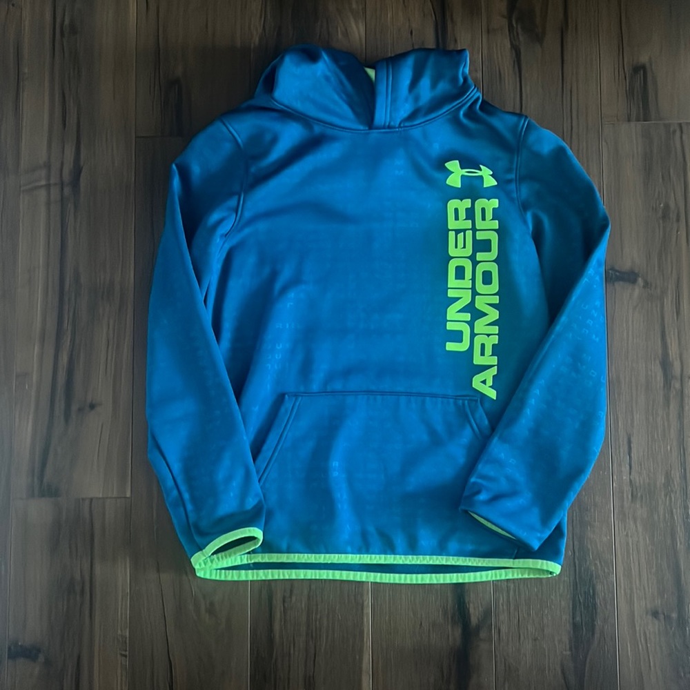 ***SOLD*** Under Armour Kids Hoodie